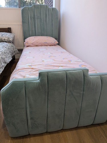Kids single bed with - single,