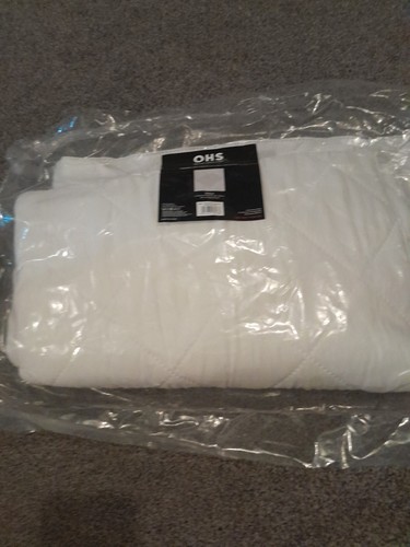 Mattress topper single - topper, bed