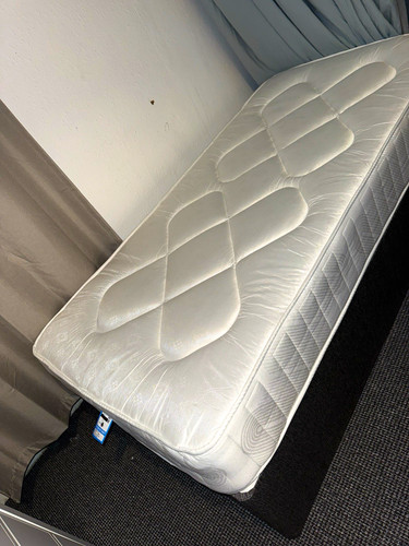 Single white foam mattress - single,