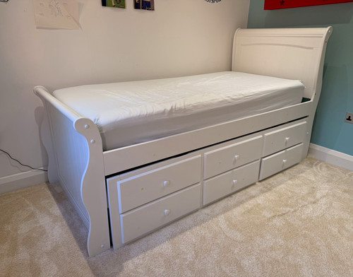 Beautiful white sleigh bed - sleigh,