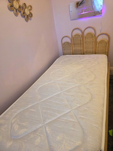 Single bed frame - bed, with